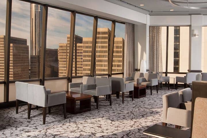 Lounge 59 of 76